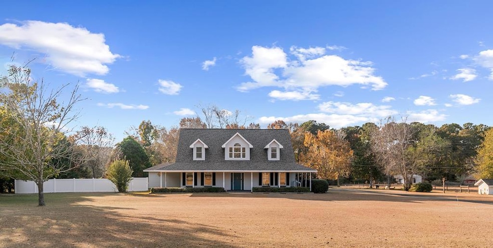 1212 Bruner Rd, Dothan, AL 36301 - photo 1