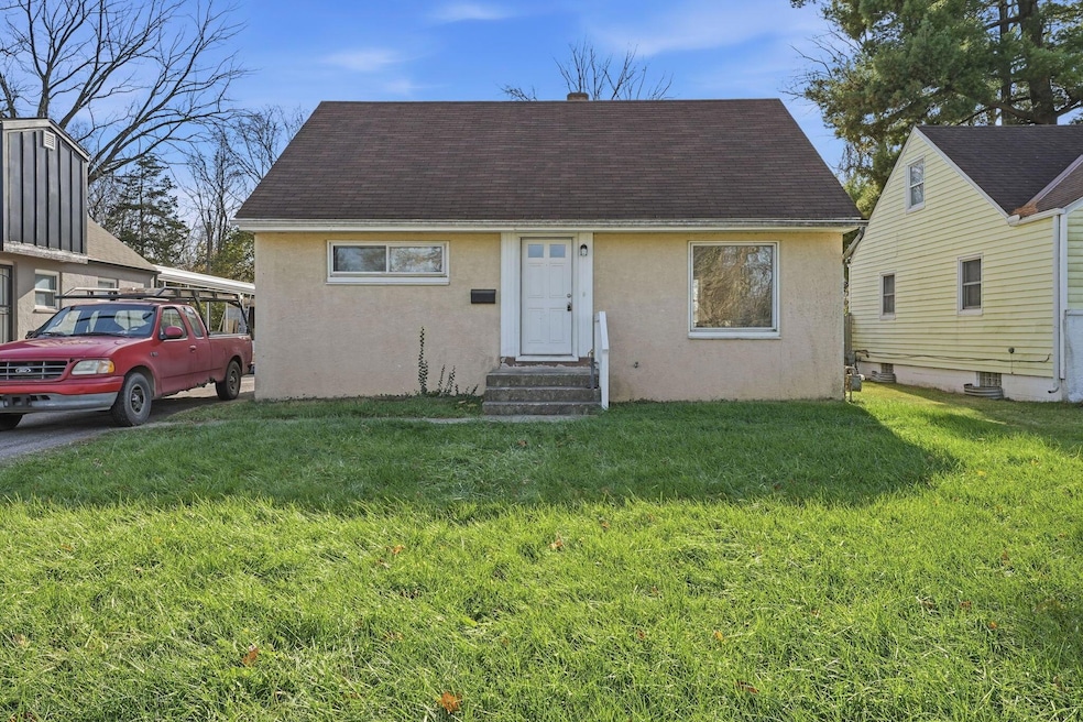 10-web-or-mls-2363-holt-ave