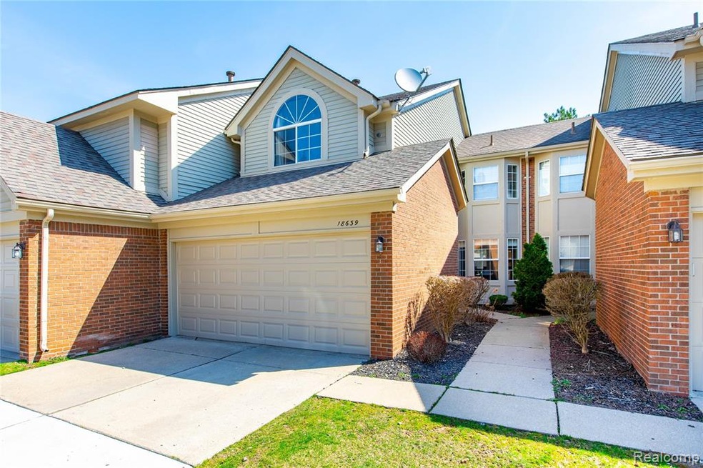 18639 Hilltop Drive, Riverview (1 of 29).jpg