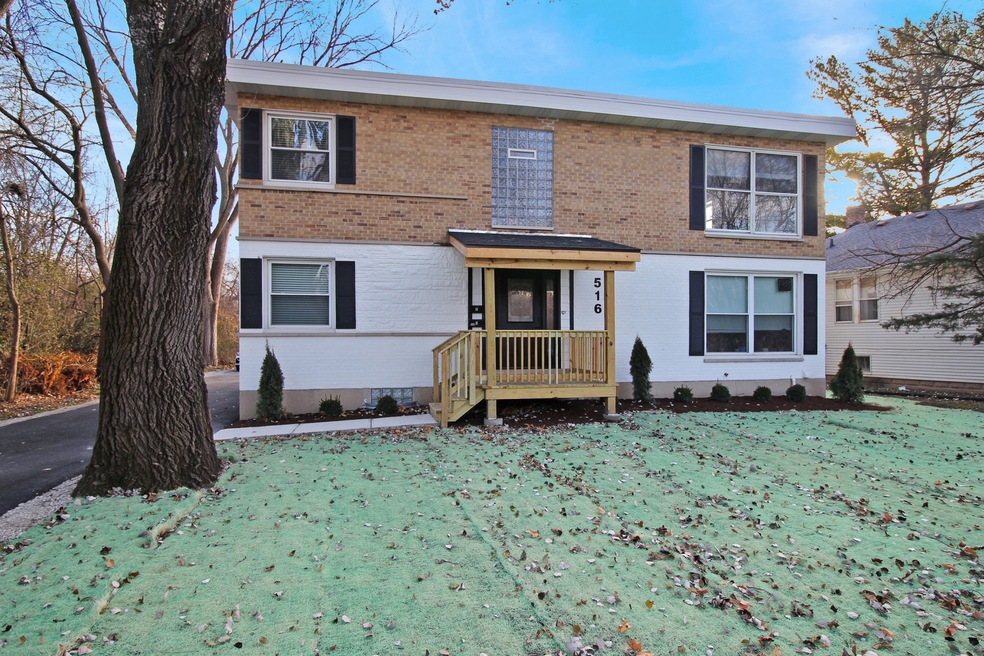 516 Crescent St unit 2, Wheaton, IL 60187 - photo 1
