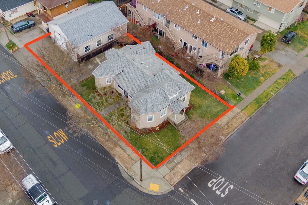 Prime downtown Napa location, walking distance to 