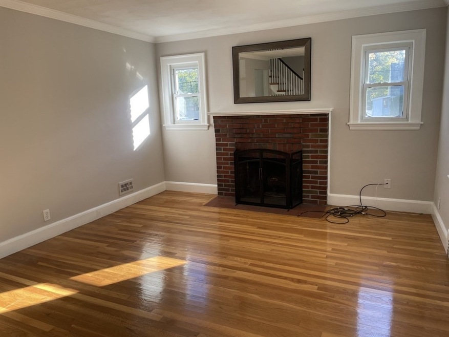 84 Cloverdale Rd unit 84-86, Newton Highlands, MA 02461 - photo 1