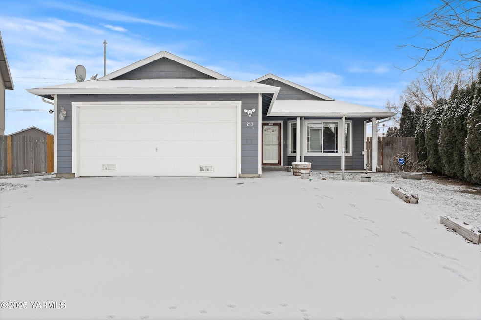 213 Nugget St-2