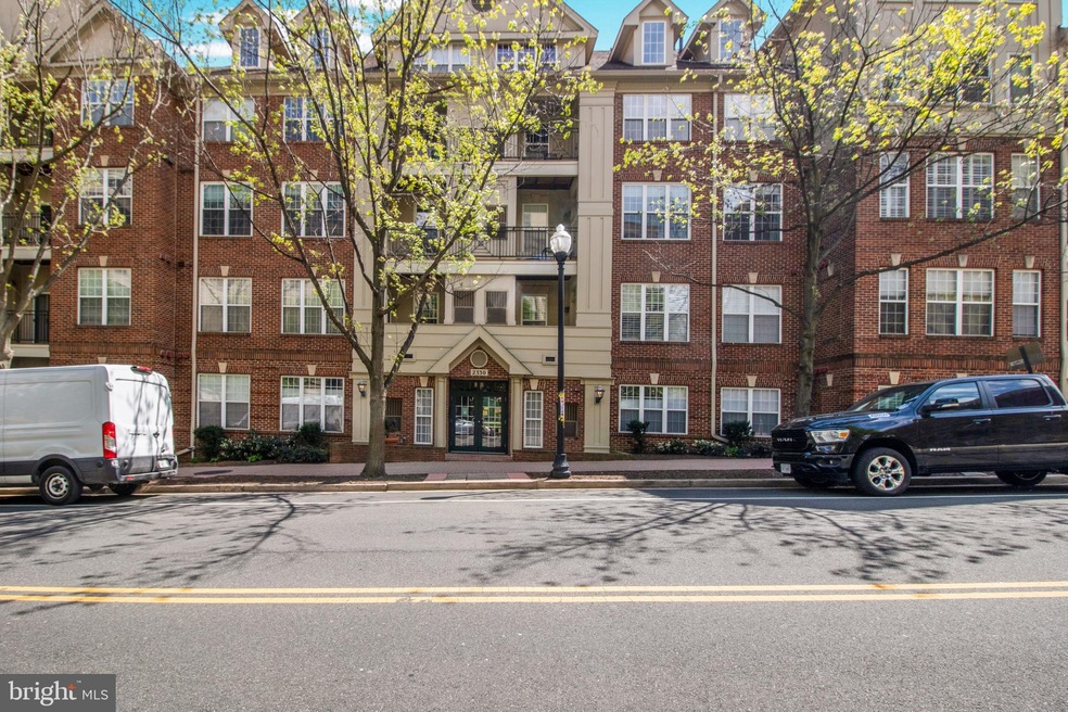 2330 14th St N unit 102, Arlington, VA 22201 - photo 1