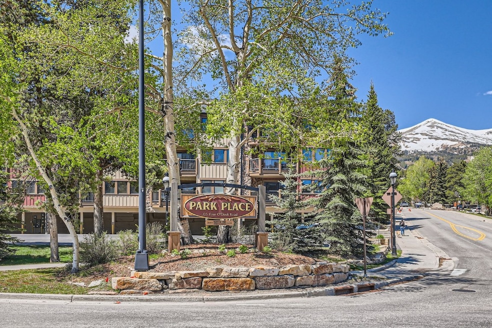 For Sale $1,049,000 • Co-Listing Agent