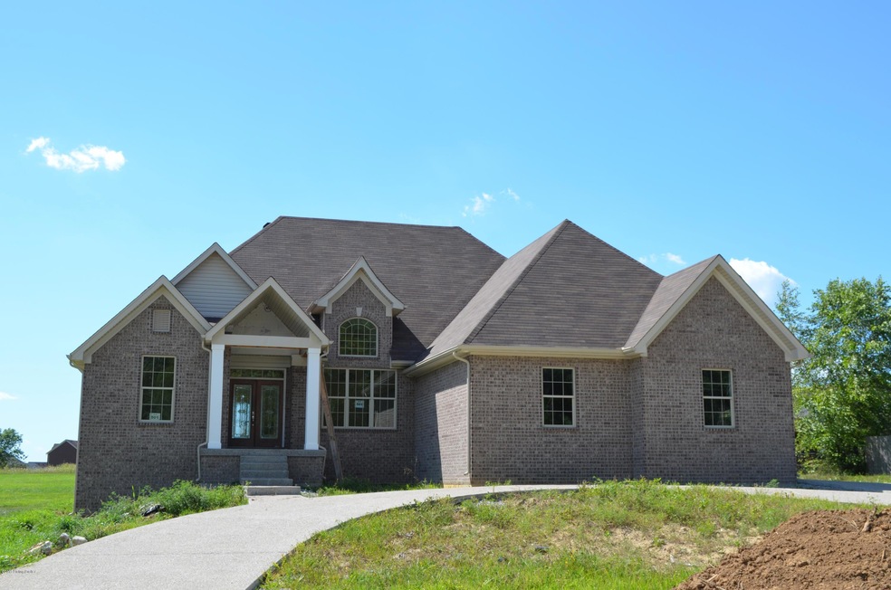 711 Armstrong Ln, Mount Washington, KY 40047 - photo 1
