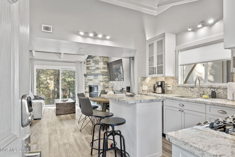 5-web-or-mls-810 Alder Ave Unit 71 Incli