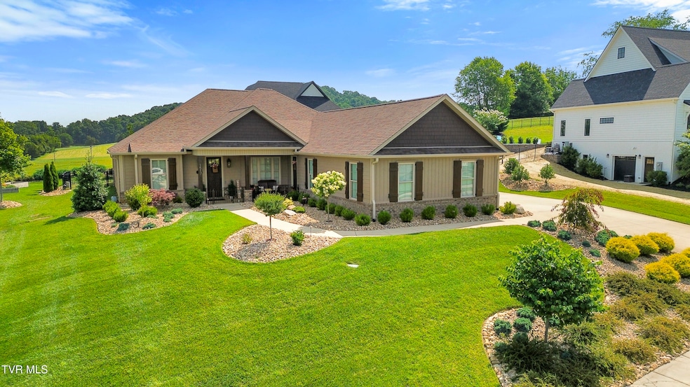 For Sale $929,900