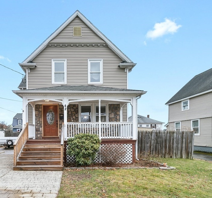 42 Hampden St, Ludlow, MA 01056 - photo 1