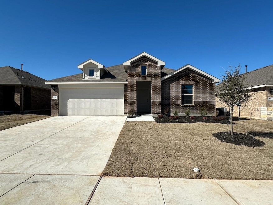 537 Bronze Cir E, Springtown, TX 76082 - photo 1