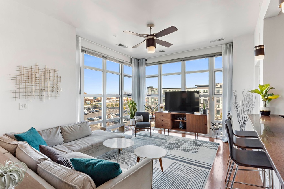 3 Greenwich Dr unit 99, Jersey City, NJ 07305 - photo 1