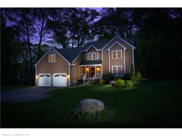 9 Village View Ln, Unionville, CT 06085 - photo 1