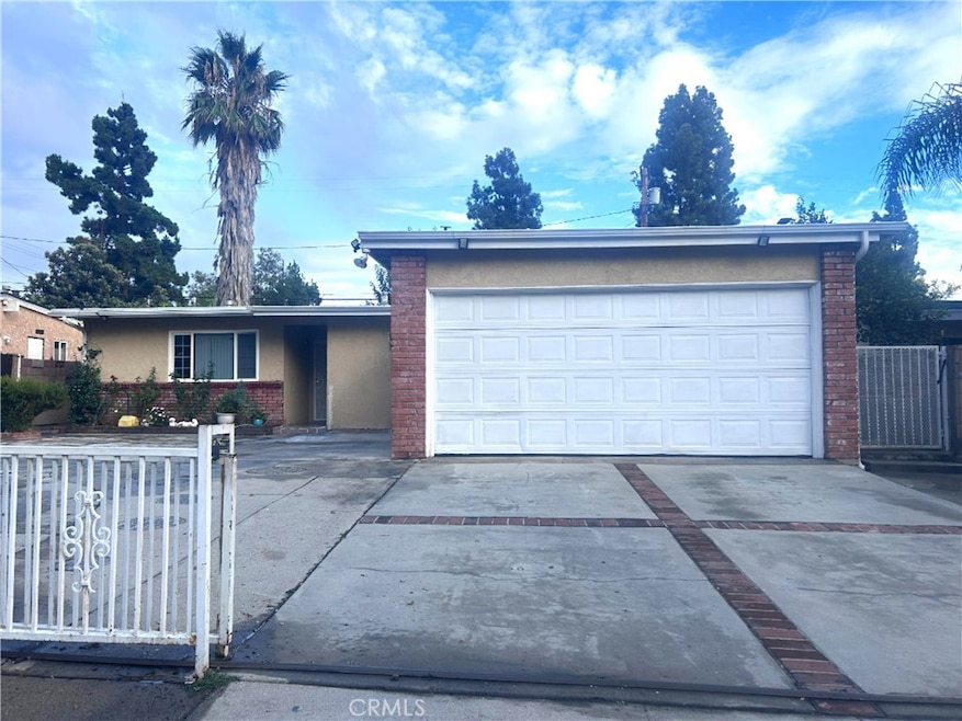 14914 Oswald St, Sylmar, CA 91342 - photo 1