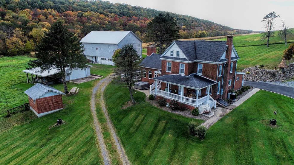 12621 Huntfield Ln, Hesston, PA 16647 For Sale