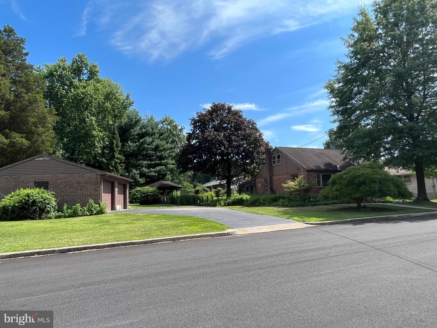 2620 Bilmar Rd, Reading, PA 19604 - photo 1