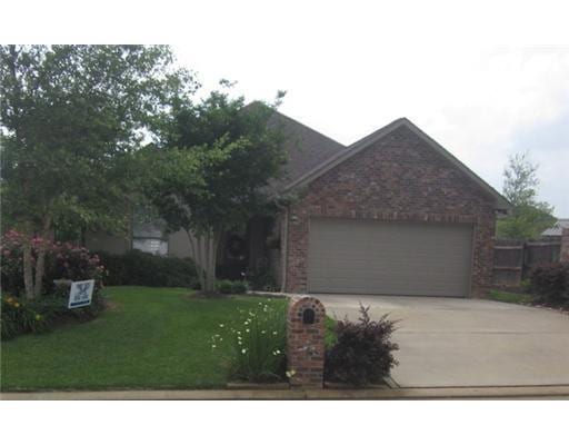 126 Lakeland Dr, Pineville, LA 71360 - photo 1