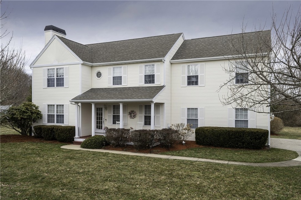 83 Petal Ln, Wakefield, RI 02879 - photo 1