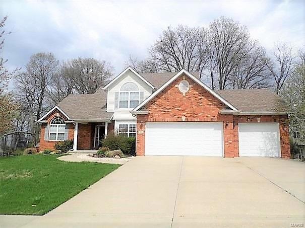 6105 Keebler Oaks Dr, Maryville, IL 62062 - photo 1