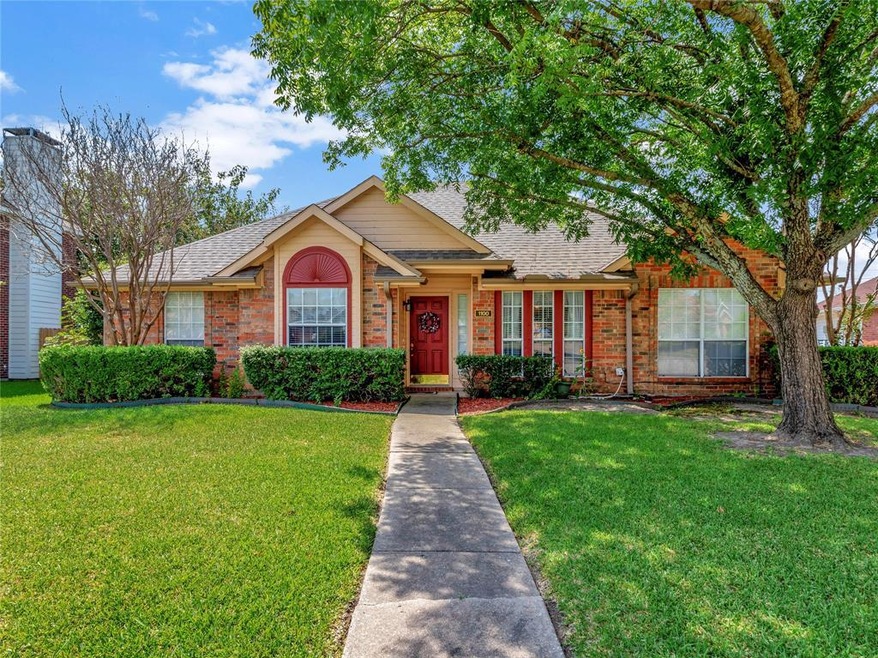 1100 Old Knoll Dr, Wylie, TX 75098 - photo 1