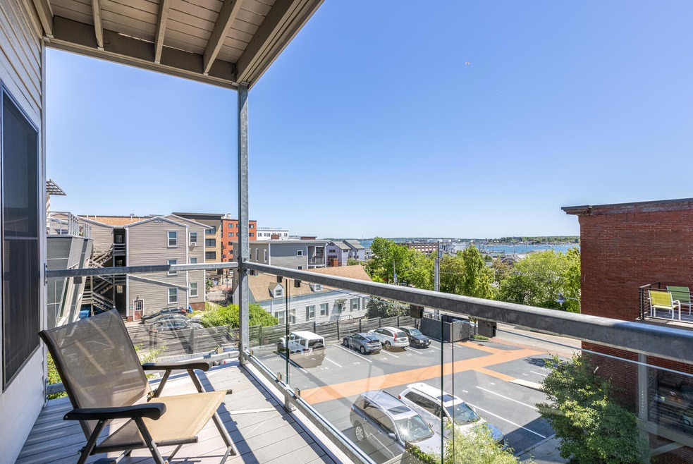 133 York St unit 4, Portland, ME 04101 - photo 1