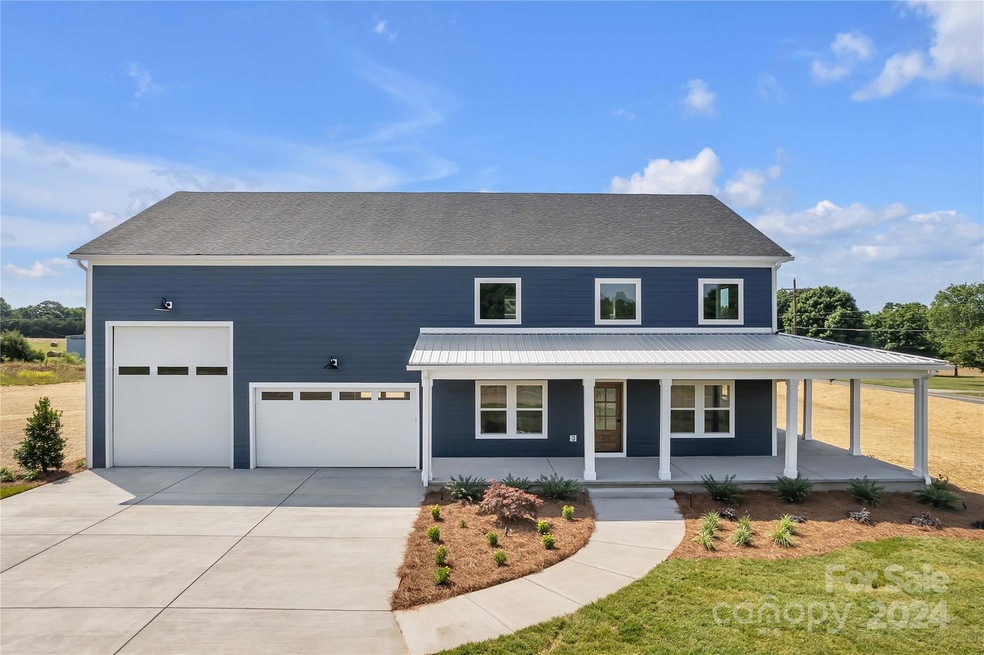 2062 Vineyard Estates Ln, Lincolnton, NC 28092 - photo 1