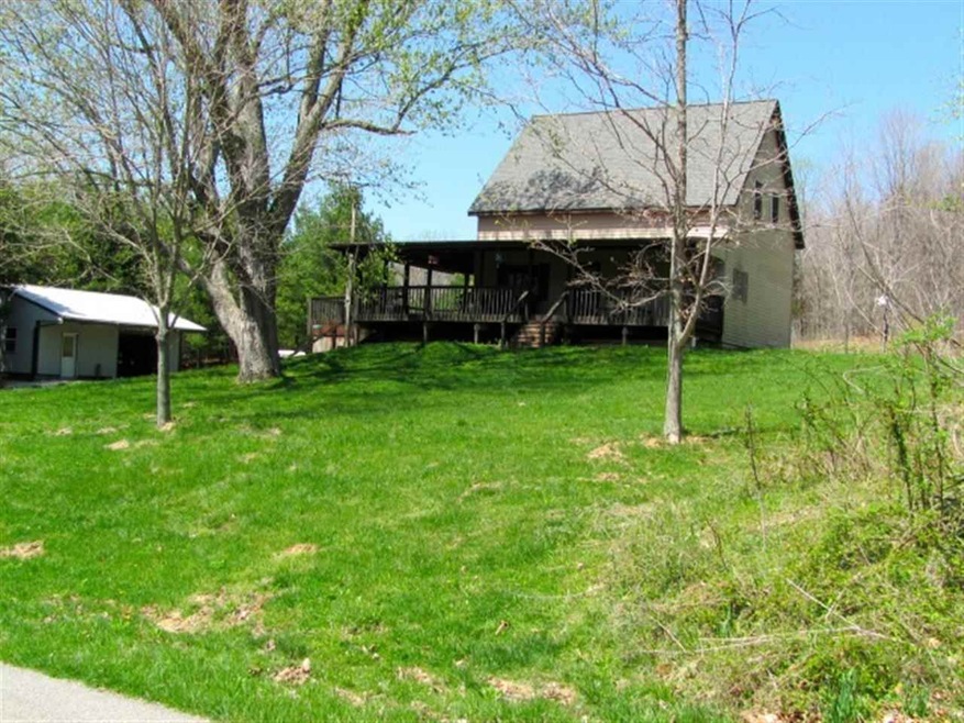 5817 S Black Ankle Rd, Bloomfield, IN 47424 - photo 1