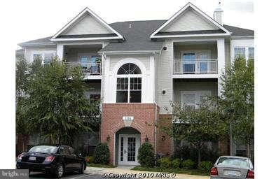 1516 N Point Dr unit 102, Reston, VA 20194 - photo 1