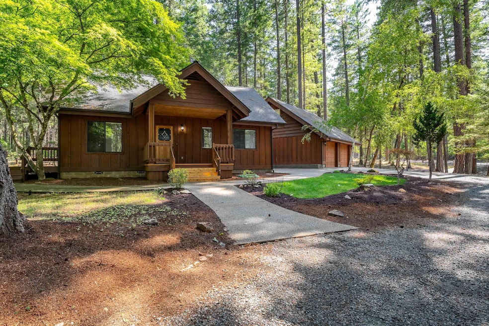 155 Daily Ln, Grants Pass, OR 97527 - photo 1