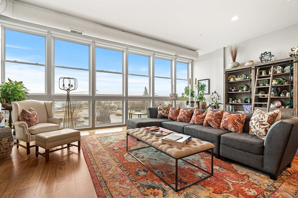 10 Ocean Ave unit 307, Revere, MA 02151 - photo 1