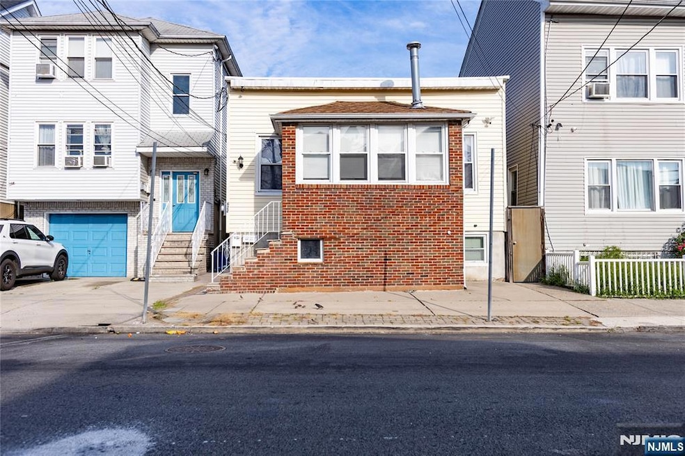 622 N 9th St, Newark, NJ 07107 - photo 1