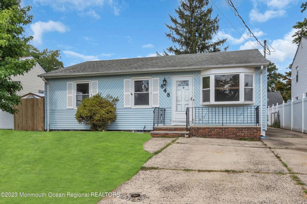 848 Malden Dr, Keyport, NJ 07735 - photo 1