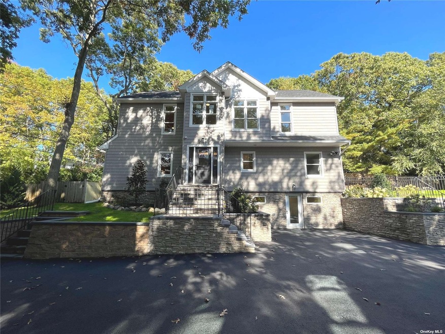 Welcome to 79 Oakside Rd