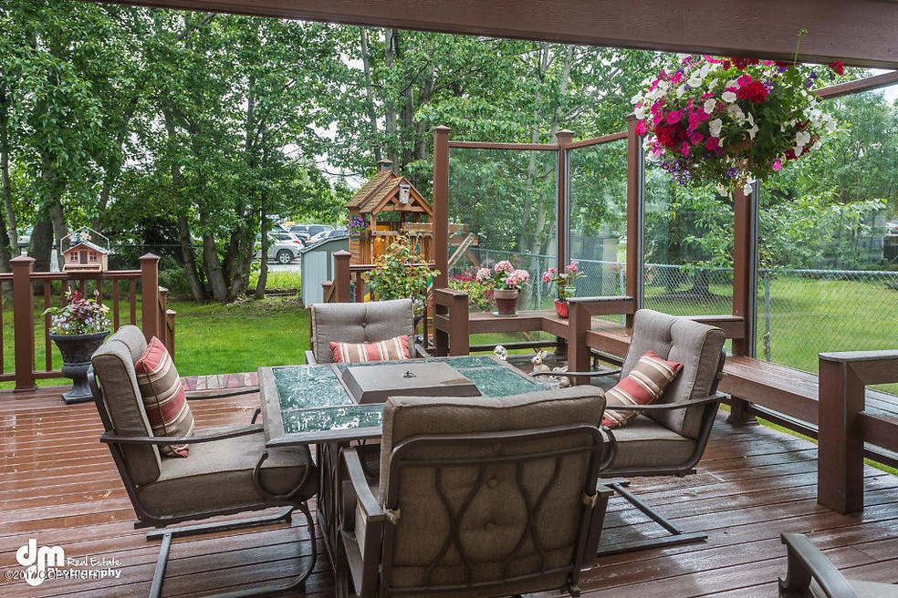 2705 Arlington Dr, Anchorage, AK 99517 - photo 1