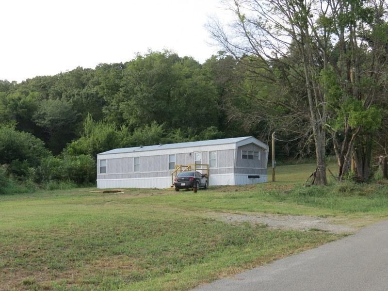 690 Loop Road