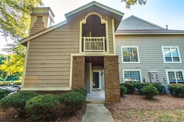 Move in with ease to this ground floor hideaway!