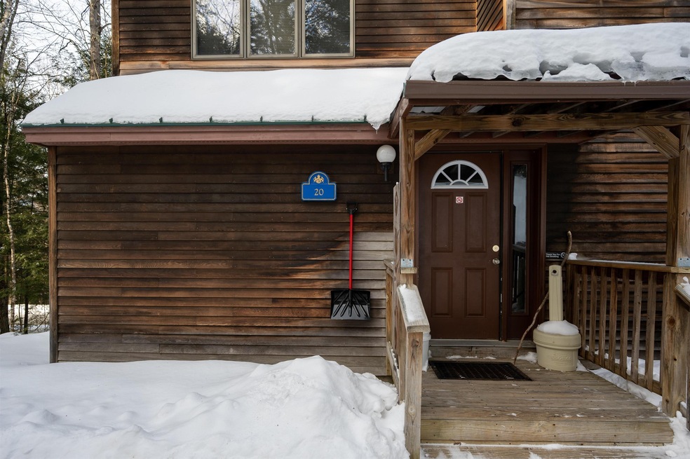 326 Crown Ridge Rd unit 20, North Conway, NH 03860 - photo 1
