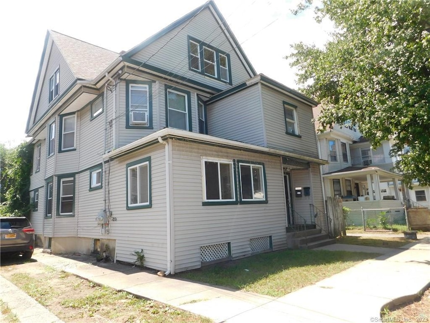 199 Whitney Ave unit 1, Bridgeport, CT 06606 - photo 1