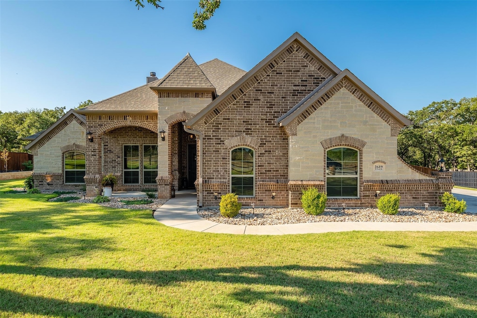 2619 W J e Woody Rd, Springtown, TX 76082 - photo 1