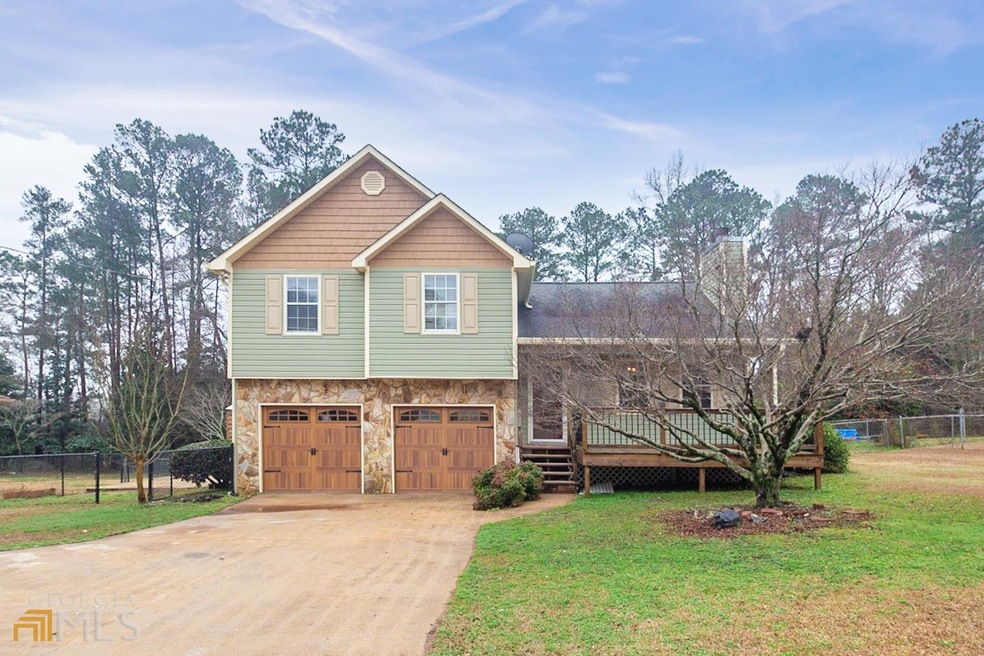 4115 Pine Manor Dr, Douglasville, GA 30134 - photo 1