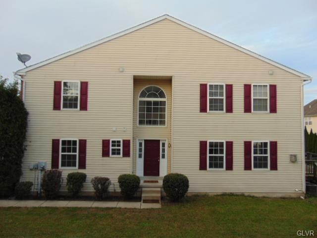 3681 Clauss Dr, Macungie, PA 18062 - photo 1