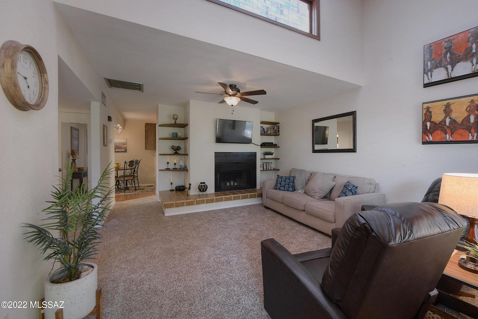 ADORABLE 2 BR/ 1BA CONDO