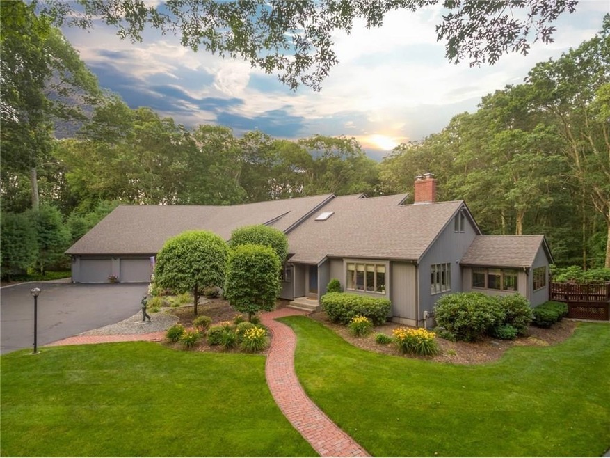 70 Valleybrook Dr, East Greenwich, RI 02818 - photo 1