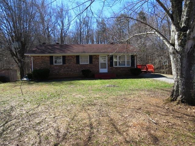 100 Wren Ct, Martinsville, VA 24112 - photo 1