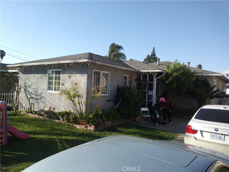 4223 W 102nd St, Inglewood, CA 90304 - photo 1
