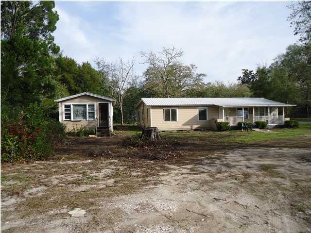 402 NW Avenue G, Carrabelle, FL 32322 - photo 1