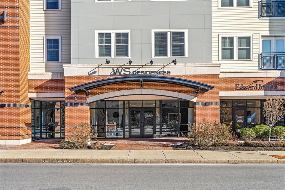 175 North Ave unit 313, Wakefield, MA 01880 - photo 1