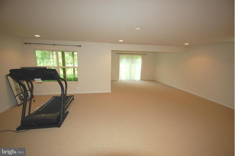 3601 Secret Grove Ct, Dumfries, VA 22025 - photo 1