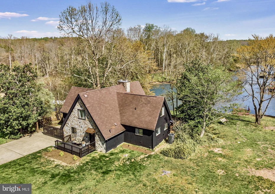 1009 Potomac Dr, Stafford, VA 22554 - photo 1