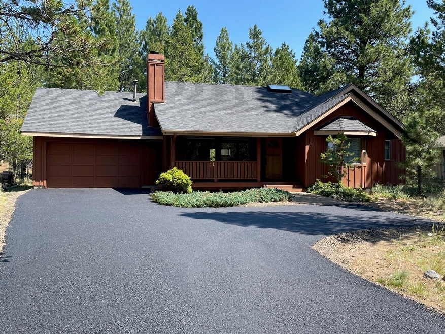 17736 Warbler Ln E, Sunriver, OR 97707 - photo 1
