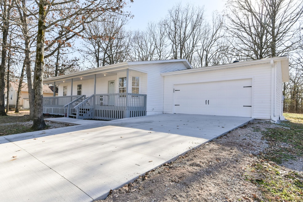 344 Shiloh Ln, Kimberling City, MO 65686 - photo 1